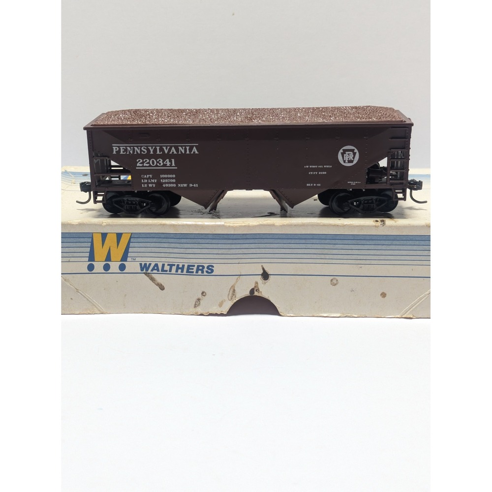 Walthers HO Scale Pennsylvania PRR 36' Offset Hopper Train Car 932-2963 Brown
